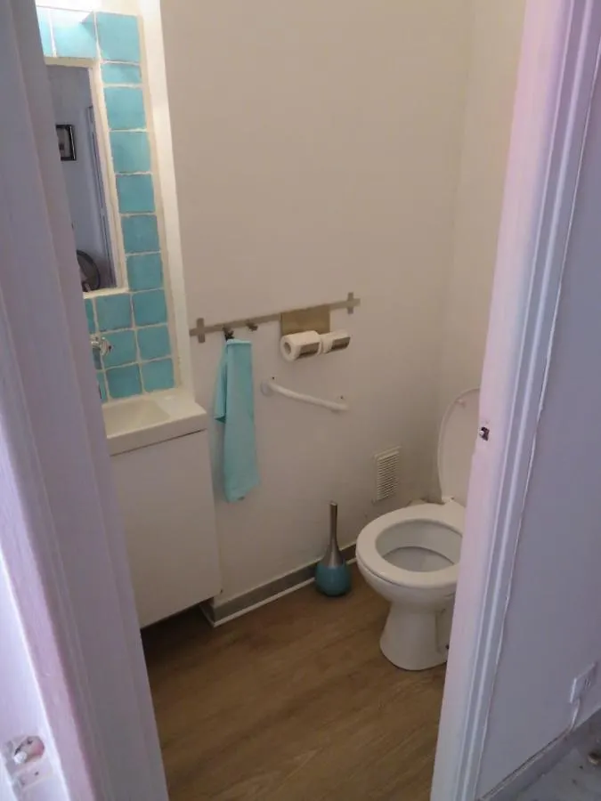 公寓 Superbe Rez De Jardin Dans Residence Au Calme 尼斯